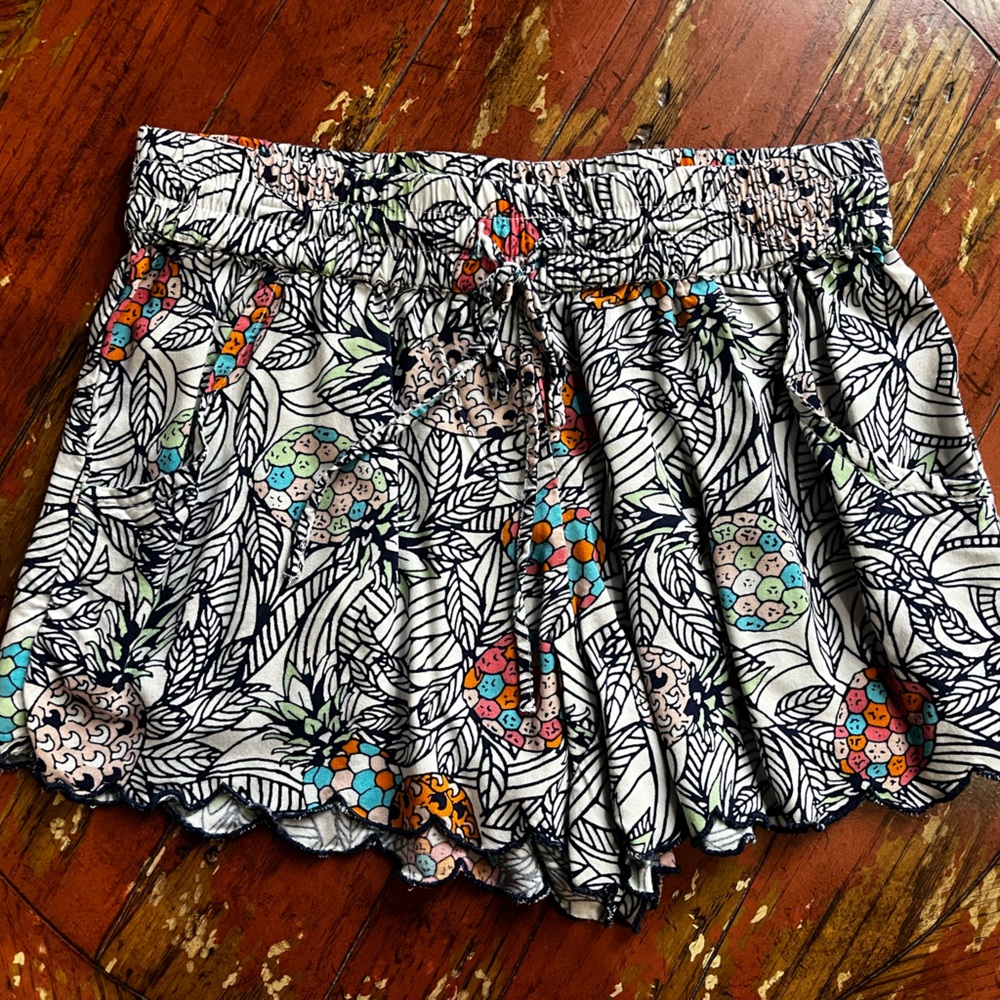 super cute and comfy flowy shorts!